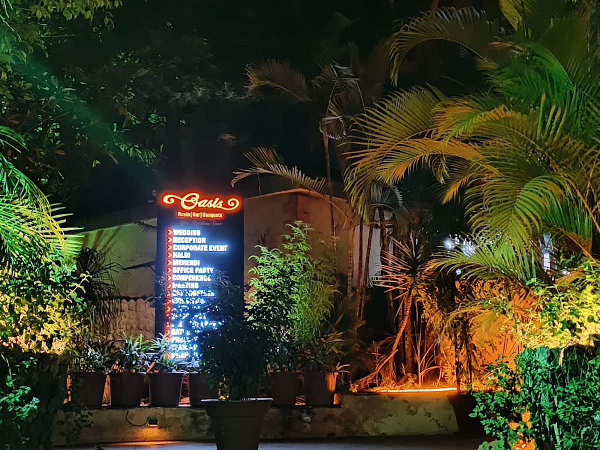 OASIS RESTAURANT, BAR & BANQUETS photo 6